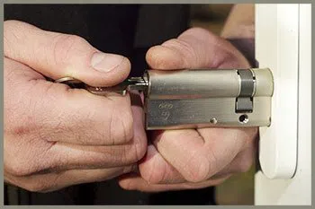 West Englewood IL Locksmith Store West Englewood, IL 773-897-5907